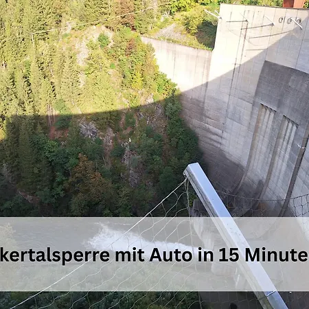 Appartamento Berg-domizil Inklusive Bettwaesche Und Handtuechern, Nur 3 Minuten Von Der Kristall Therme Entfernt
